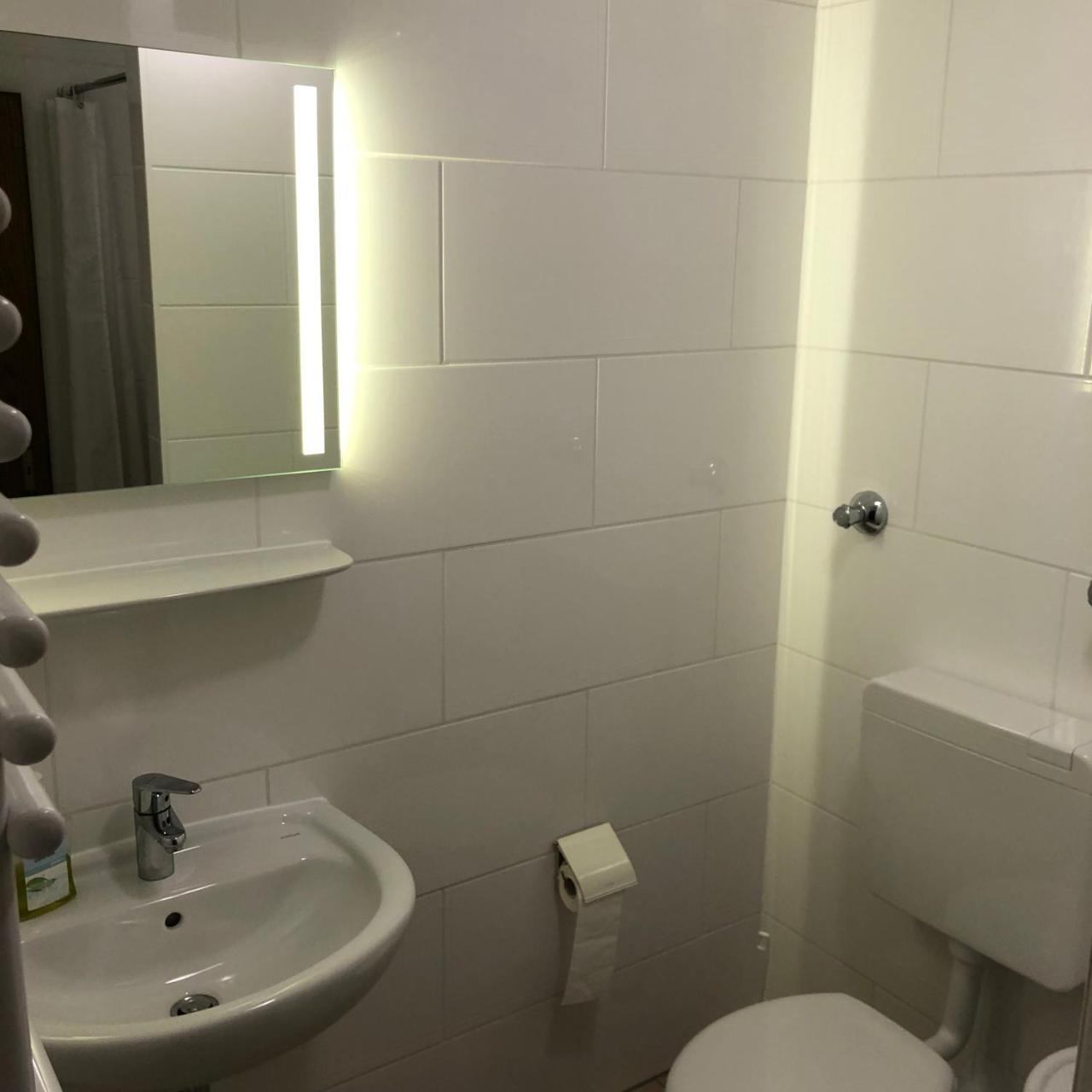Hotel Garni Schafer Horrem Buitenkant foto